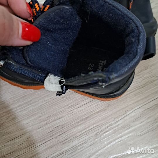 Продам ботинки на мальчика