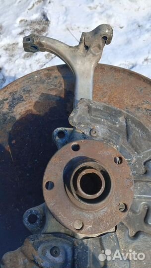 Поворотный кулак правый audi а4 б6