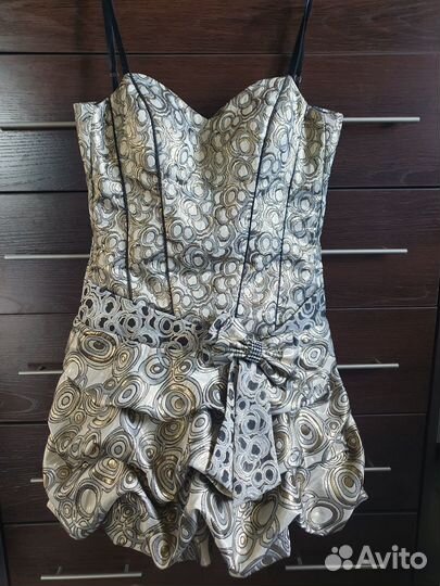 Вечернее платье