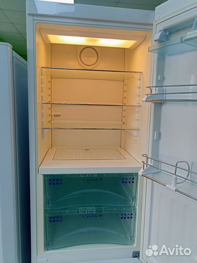 Холодильник liebherr