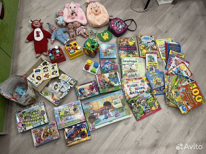 Развивающие игры, пазлы, книги, пупсы