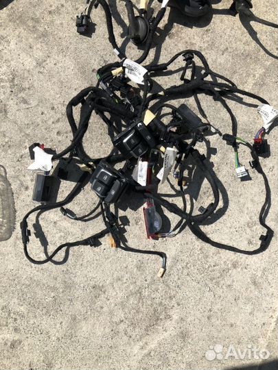 Audi a8 d4 комплект электро шторок