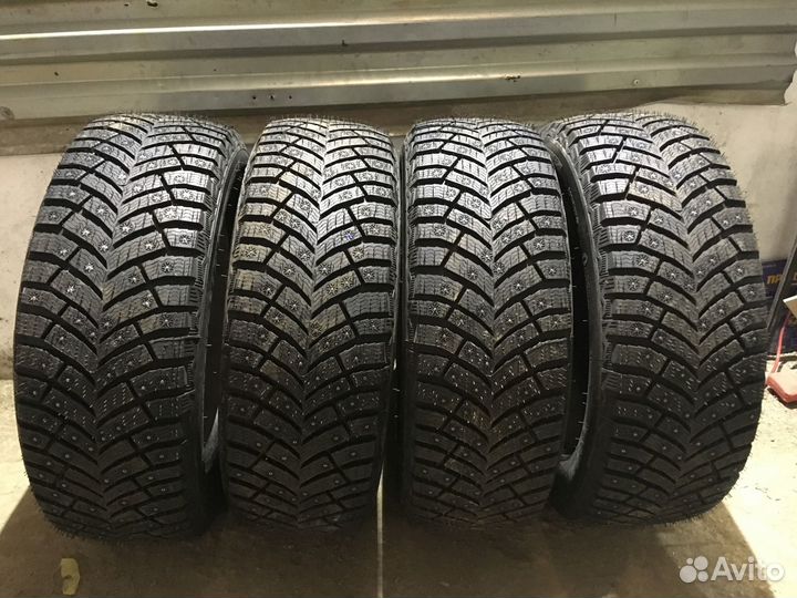 Michelin X-Ice North 4 285/40 R19 114