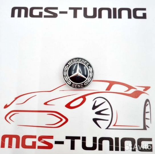 Заглушка в решетку радиатора Mercedes Benz Черная