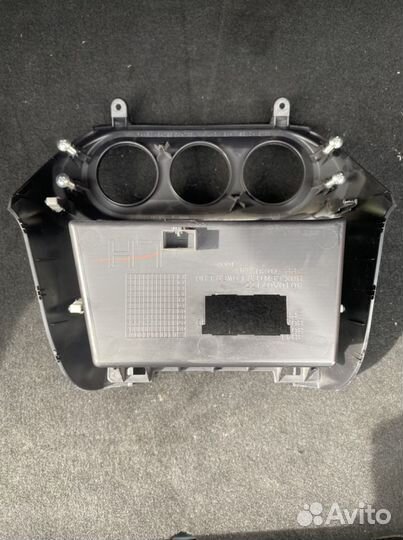 Центральная консоль Lancer X