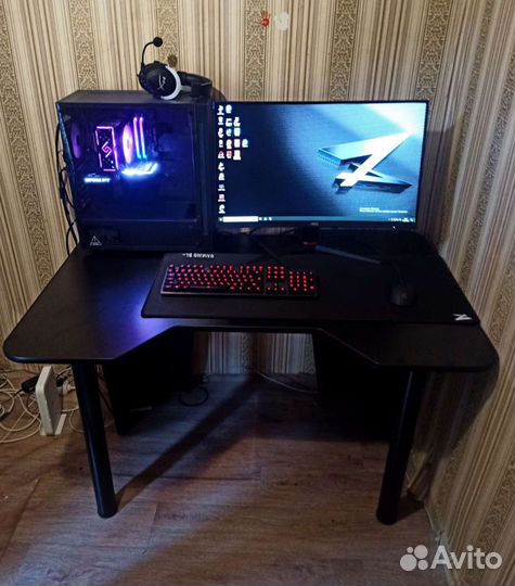 Компьютерные столы (Бесплатная доставка и сборка)