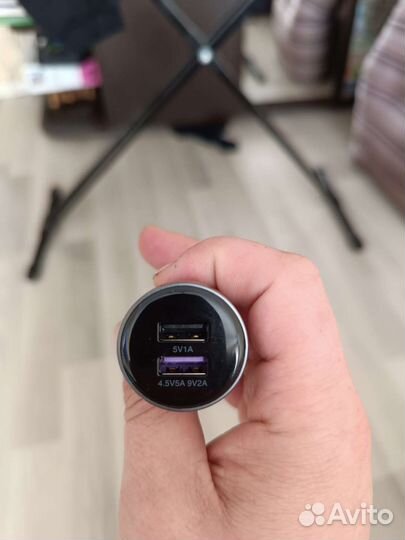 Автомобильное зарядное устройство huawei