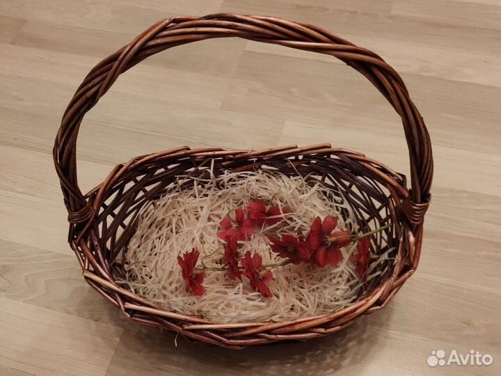 Корзина плетеная