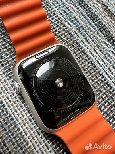 Apple watch SE 44 мм