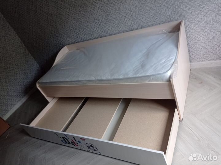 Детская кровать выдвижная двуспальная от 3х лет