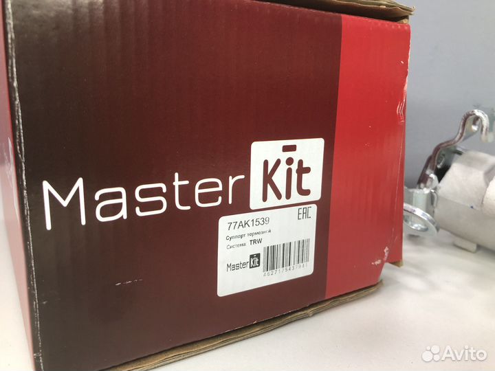 Суппорт тормозной дисковый задний правый Opel Zafira B