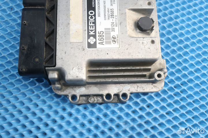 Блок управления двигателем Hyundai Solaris 1