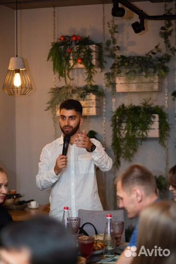 Ведущий мероприятий