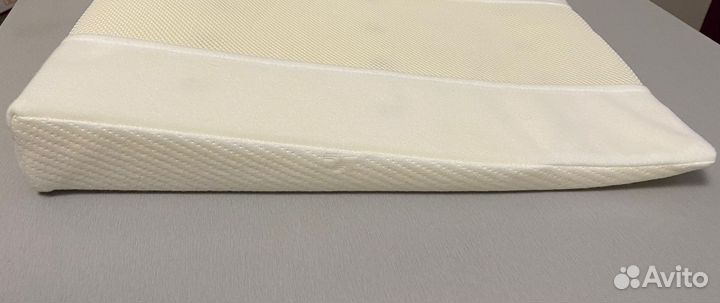 Traumeland подушка 32-40 см. 0-8 мес