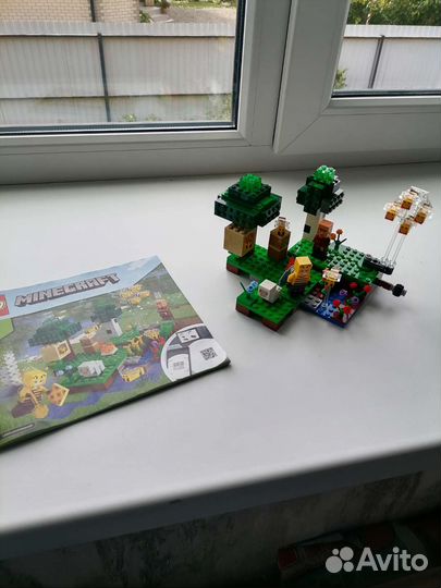 Lego minecraft пасека
