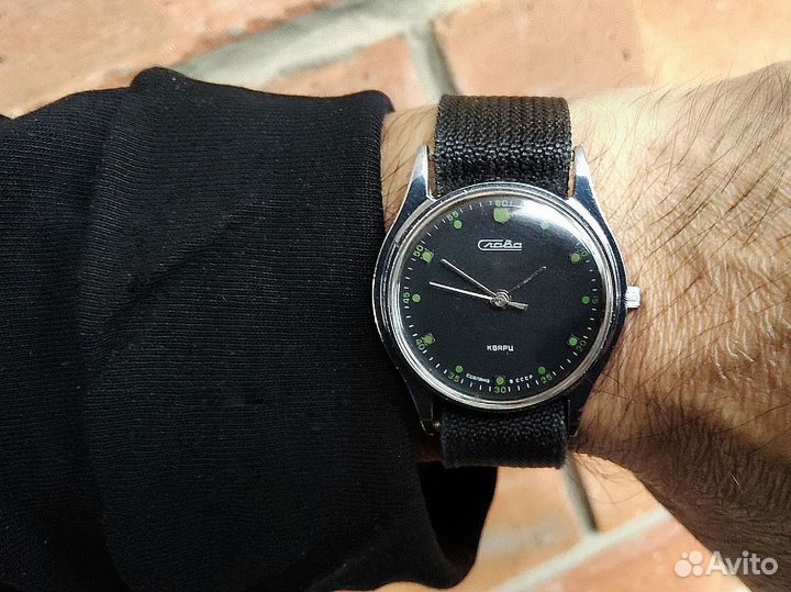 Часы Слава СССР Кварц Редкие