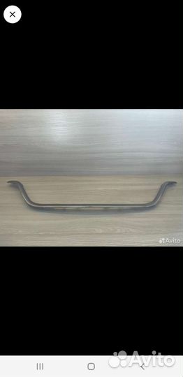 Молдинг решетки радиатора Renault Logan 2