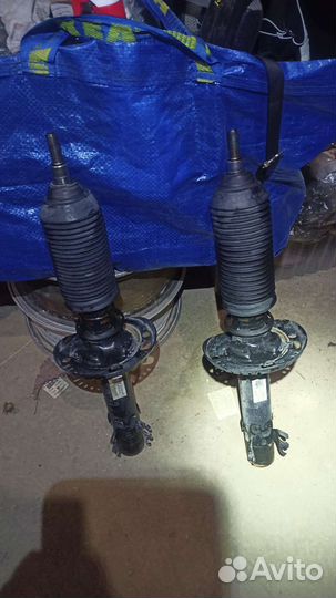 Комплект пружин и амортизаторов Skoda Rapid