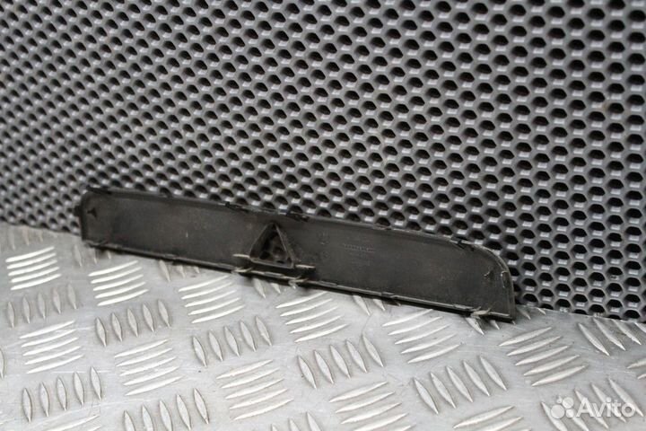 Накладка декоративная Volkswagen Passat