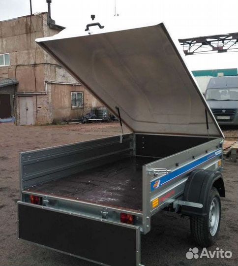 Прицеп с пластиковой крышкой 2,5х1,3х0,3 самосвал