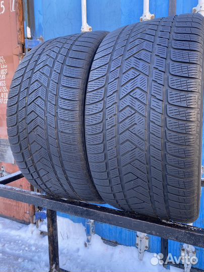 Pirelli Scorpion Winter 305/35 R21