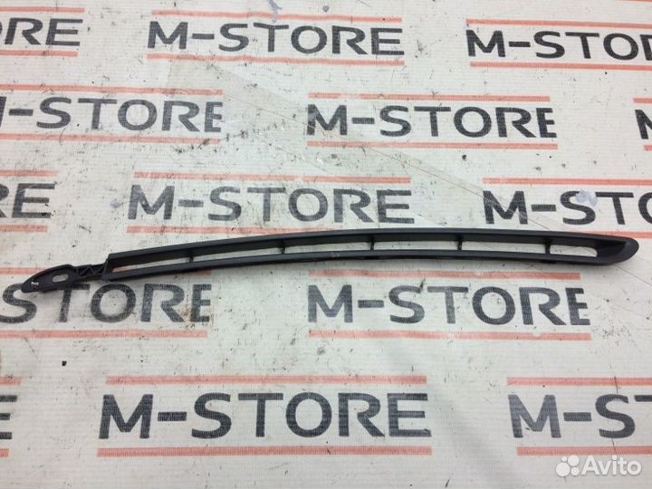 Решетка вентиляционная передняя левая