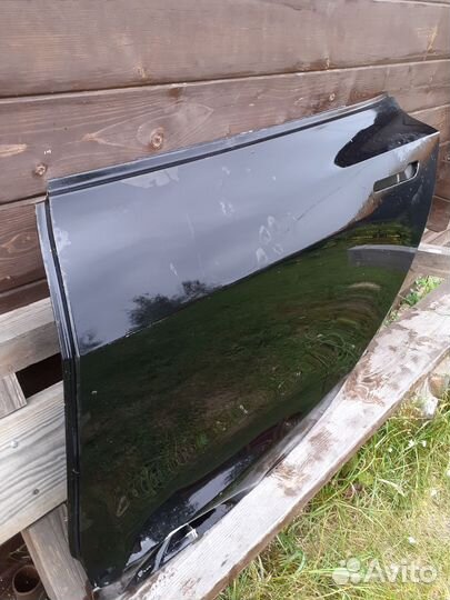 Дверь левая задняя