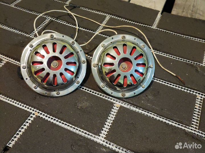 Звуковой сигнал на авто