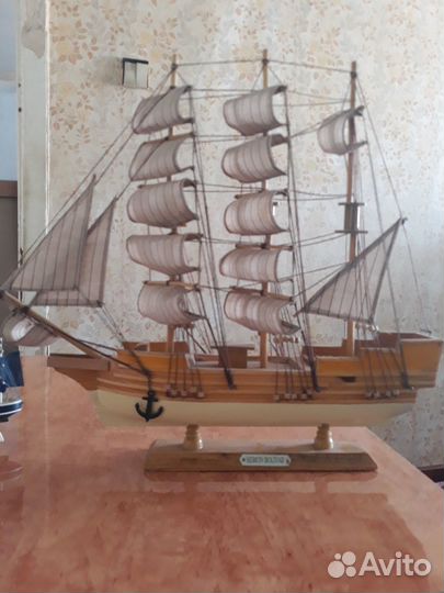 Модель корабля