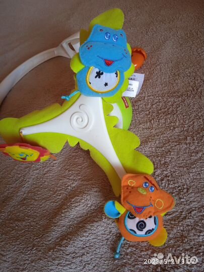 Музыкальный мобиль на кроватку карусель TinyLove