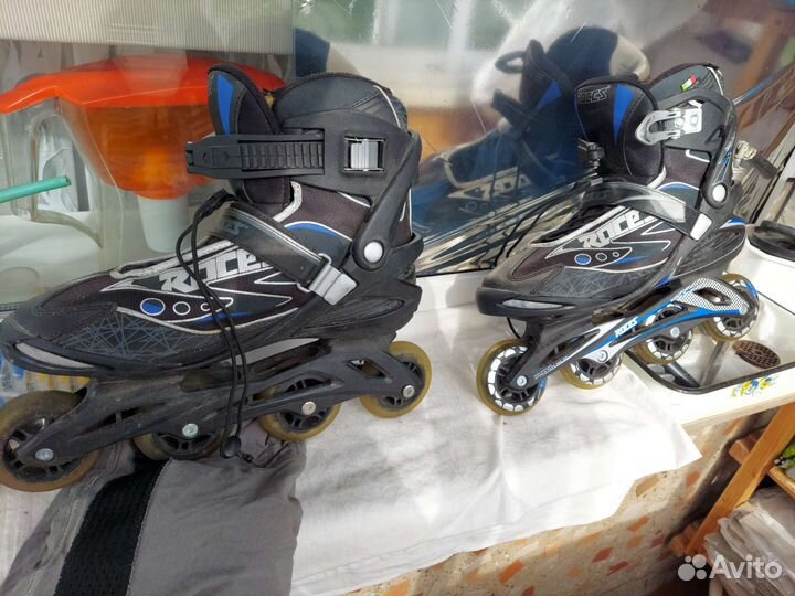 Роликовые коньки