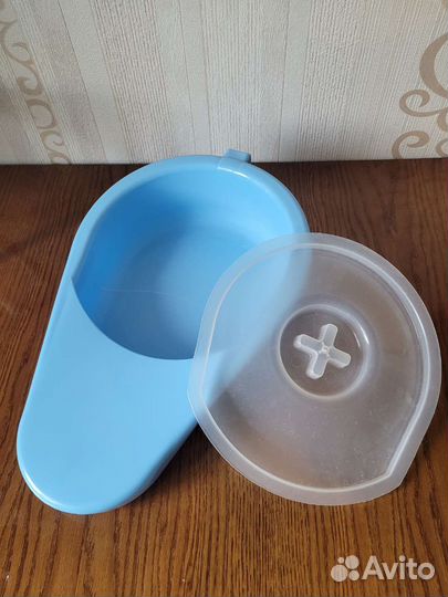 Санитарное судно с крышкой