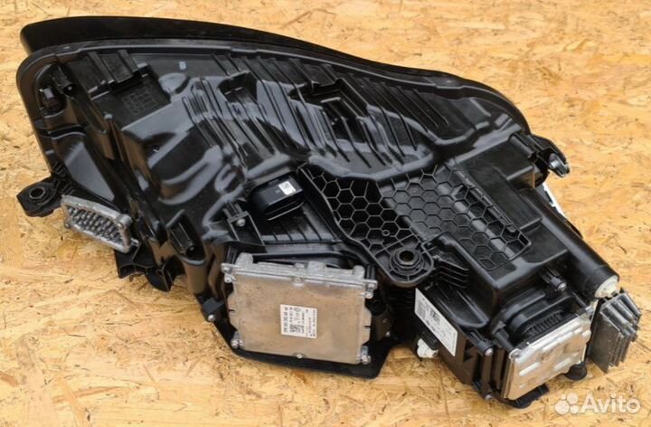 Фары VW Touareg III 760 Full Led 2018 г