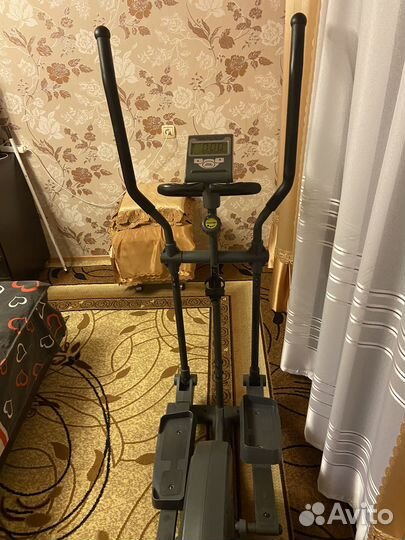 Эллиптический тренажер Torneo Festa