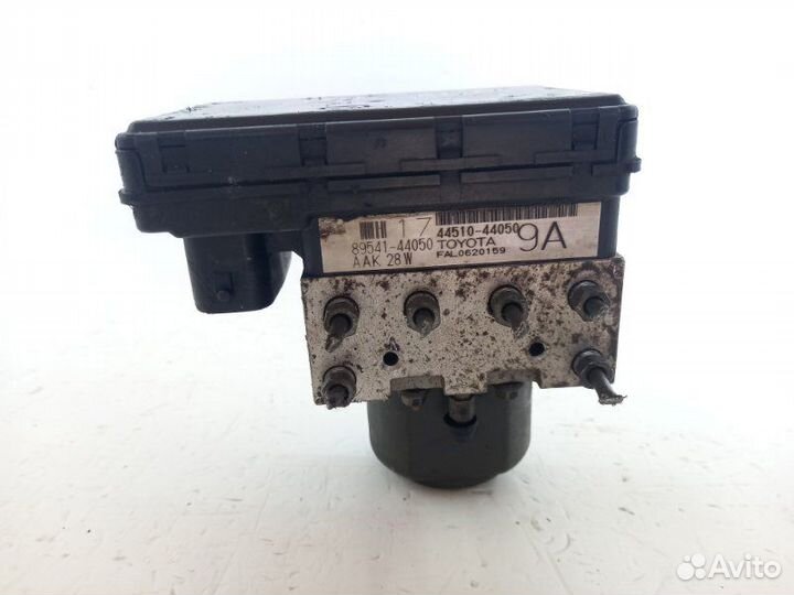 Блок abs Toyota Ipsum ACM21 2AZ 2002