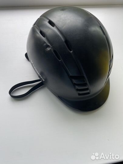 Верховая езда: шлеи, брюки, сапоги, краги, хлыст