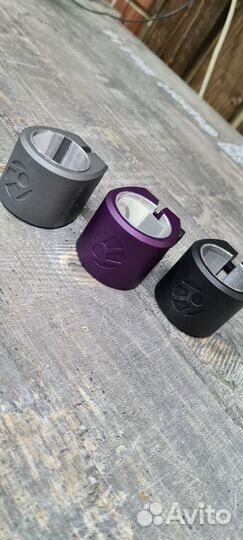 Зажим для трюкового самоката