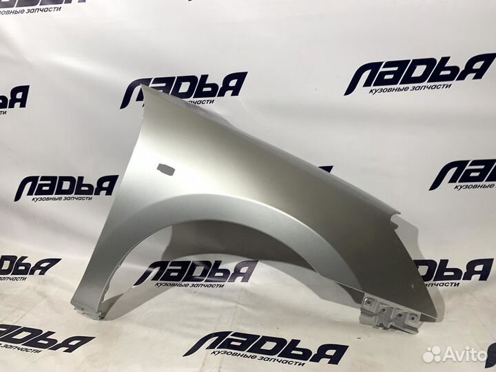 Крыло Nissan Almera (13) G15 правое Platine ZBD
