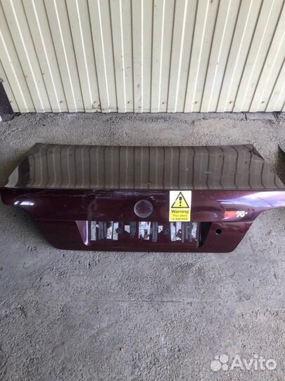 Крышка багажника на BMW E38 94-01 г