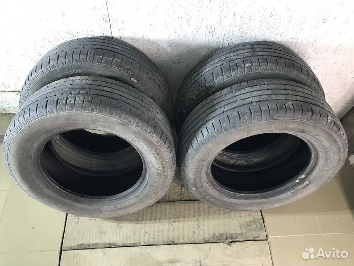 Continental CrossContact LX 215/65 R16 98H