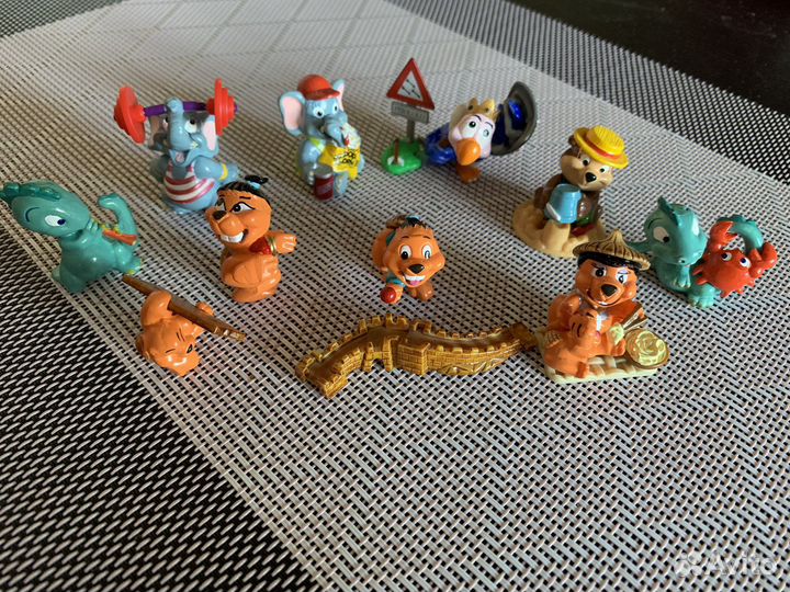 Игрушки из киндера