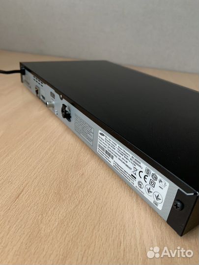 Blu-ray плеер Samsung bd-e 5500