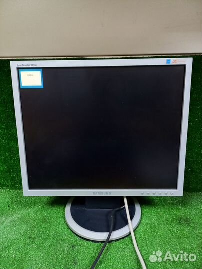 Монитор Samsung SyncMaster 940BF 19
