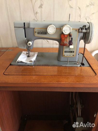 Швейная машина Чайка 3