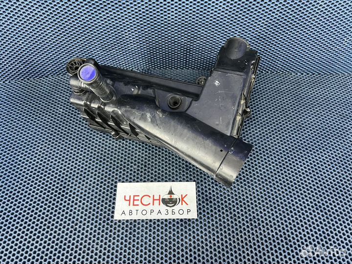 Корпус воздушного фильтра в сборе Tiguan бензин