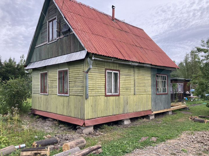 Дача 40 м² на участке 12 сот.