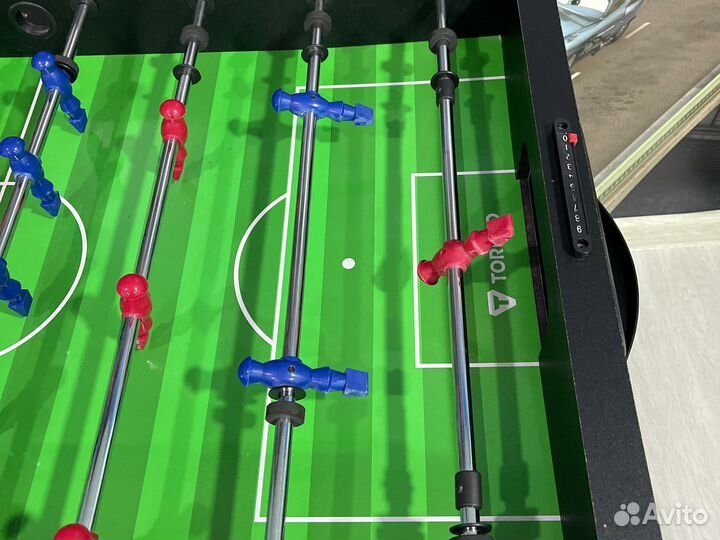 Настольный футбол, игровой стол