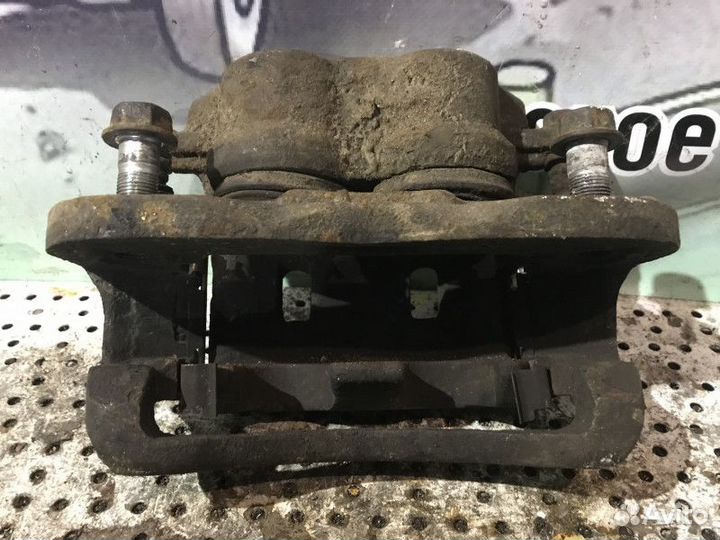 Суппорт передний правый Ford Ranger ET 2006-2009