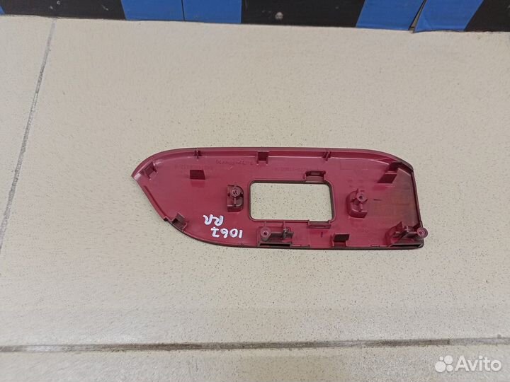 Накладка декоративная Land Cruiser (150) -Prado 20