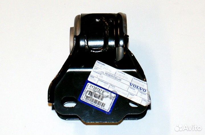 Сайлентблок переднего рычага левый, S60(11), S